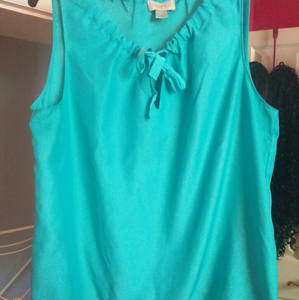 ANN TAYLOR LOFT SHIRTS BOTH SIZE L